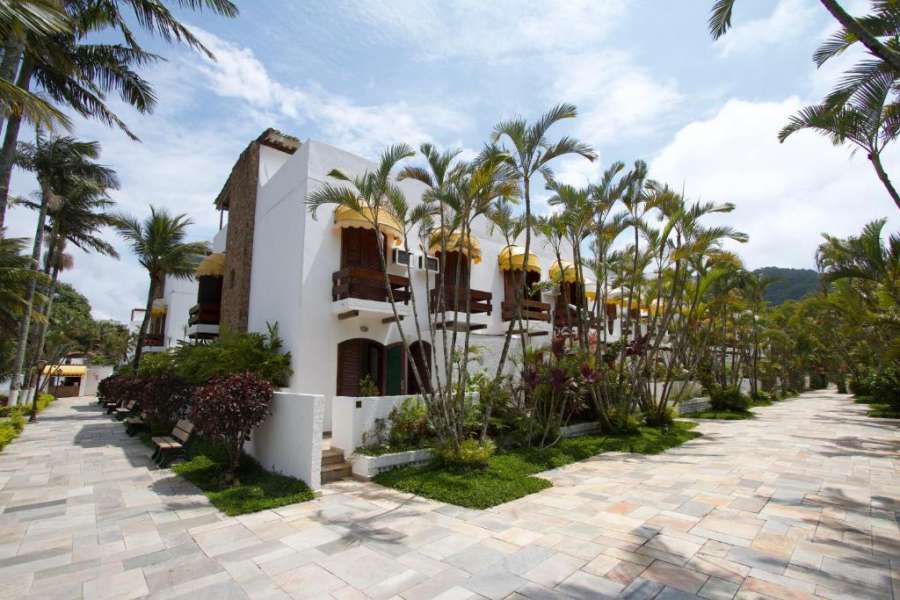 Linda Casa Pé na Areia