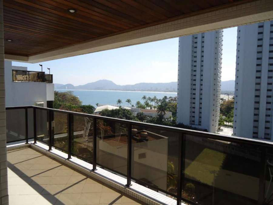 Moderno Apartamento na Enseada