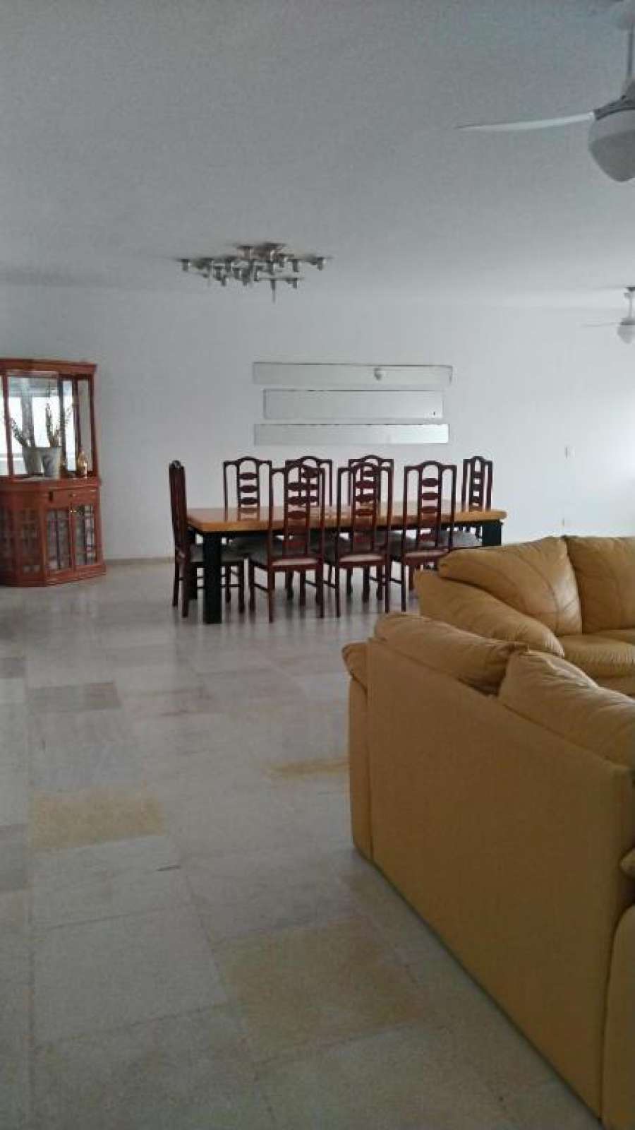 Apartamento pitangueiras