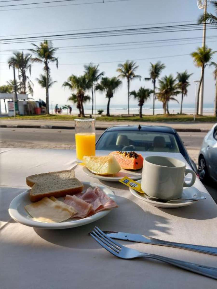 HOTEL ENSEADA BEIRA MAR