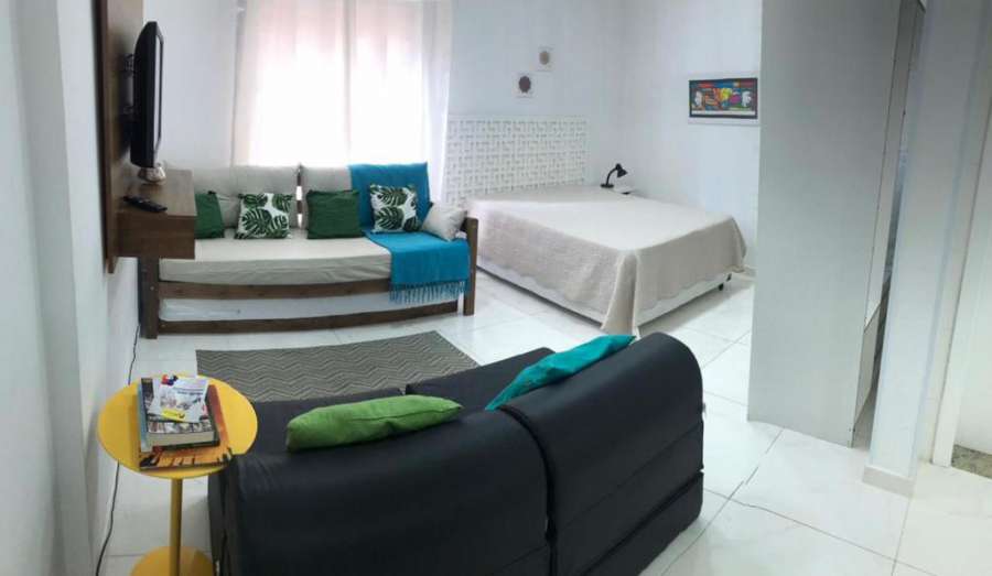 Apto Studio Moderno na quadra do mar com Wi-Fi gratis e Garagem Pitangueiras Guarujá