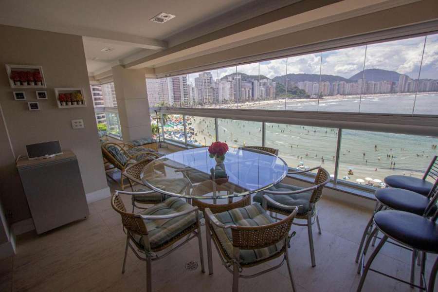 Apartamento Les Vagues - Alto estilo de frente para o mar no Guarujá