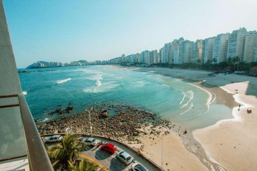 Apartamento pé na areia no Guarujá Praia das Pitangueiras