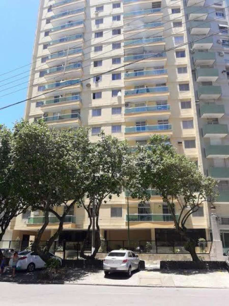 Casa na Pitangueiras