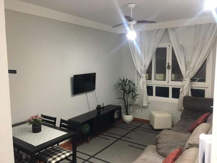 Guarujá - Enseada. Apartamento.