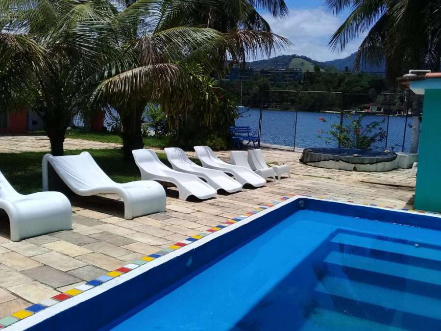 Pier 99 Suites