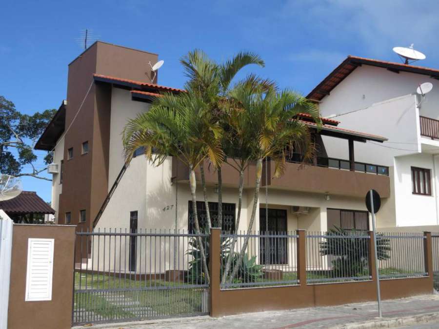 Bombinhas Brasil Residence II Guest House