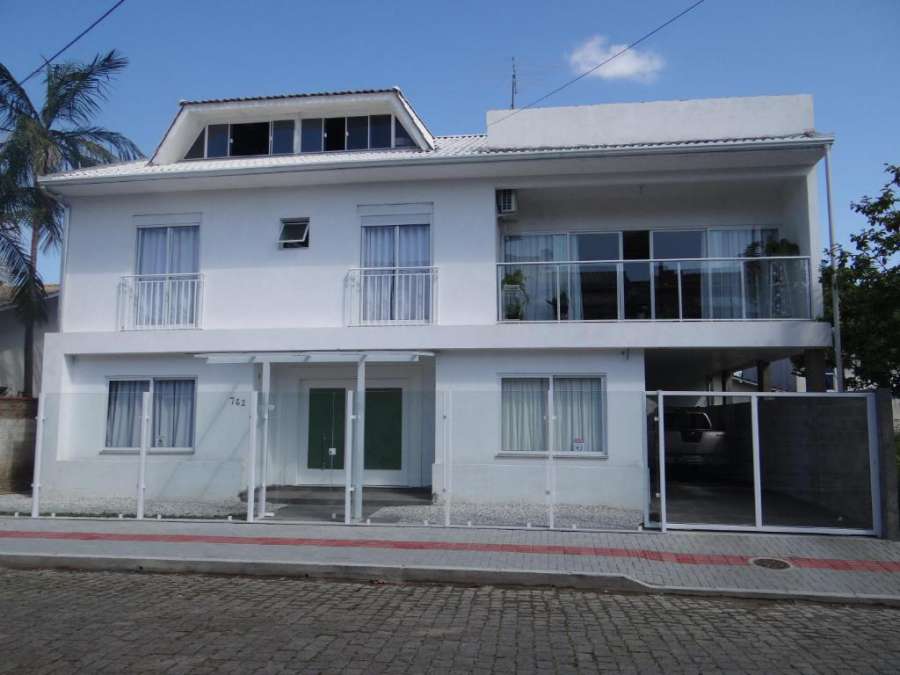 Bouganville Guest House BC