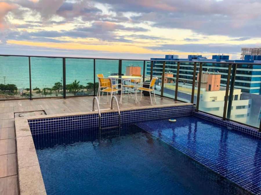 Grande Apartamento 2/4 beira-mar