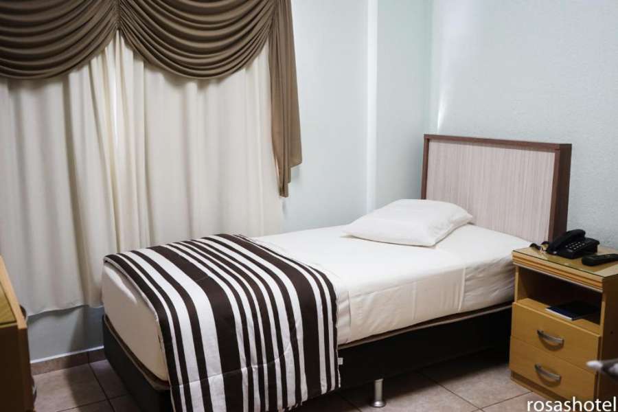 Rosa's Hotel