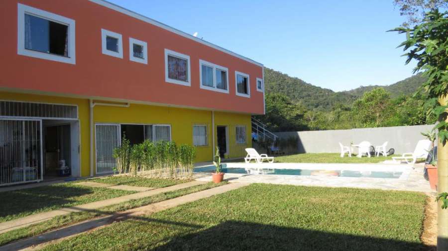 Pura Vida Surf Camp