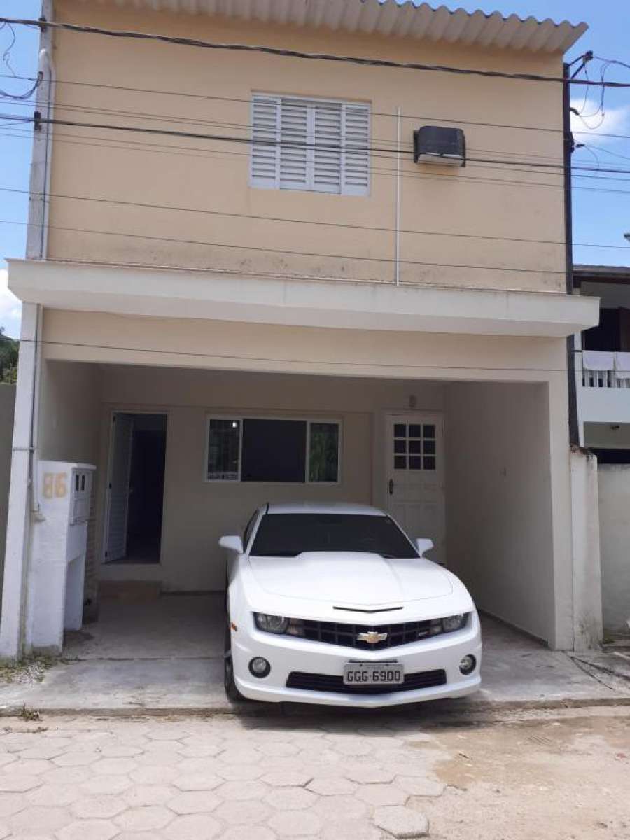 Casa a 80m da Praia das Toninhas