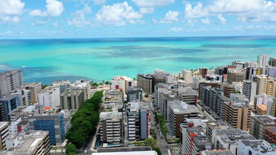 Edf Sevilha - a 300 metros da praia de PONTA VERDE