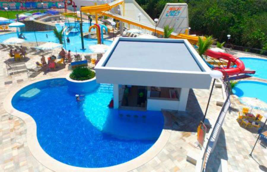 Apartamento Resort do Lago e Parque Aquático