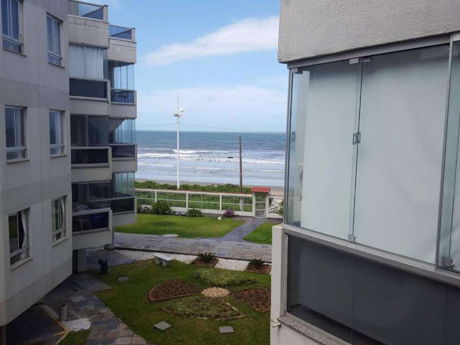 Meia Praia com 3 Quartos com Wifi e Ar - Beira Mar