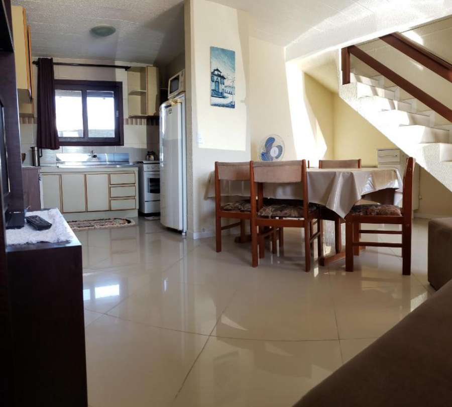 Residencial Hannah - Casa 6 - Porto Belo SC - Bairro Perequê