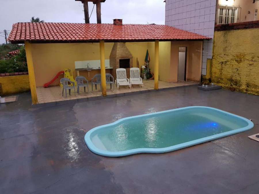 Casa no atalaia na rua atalho