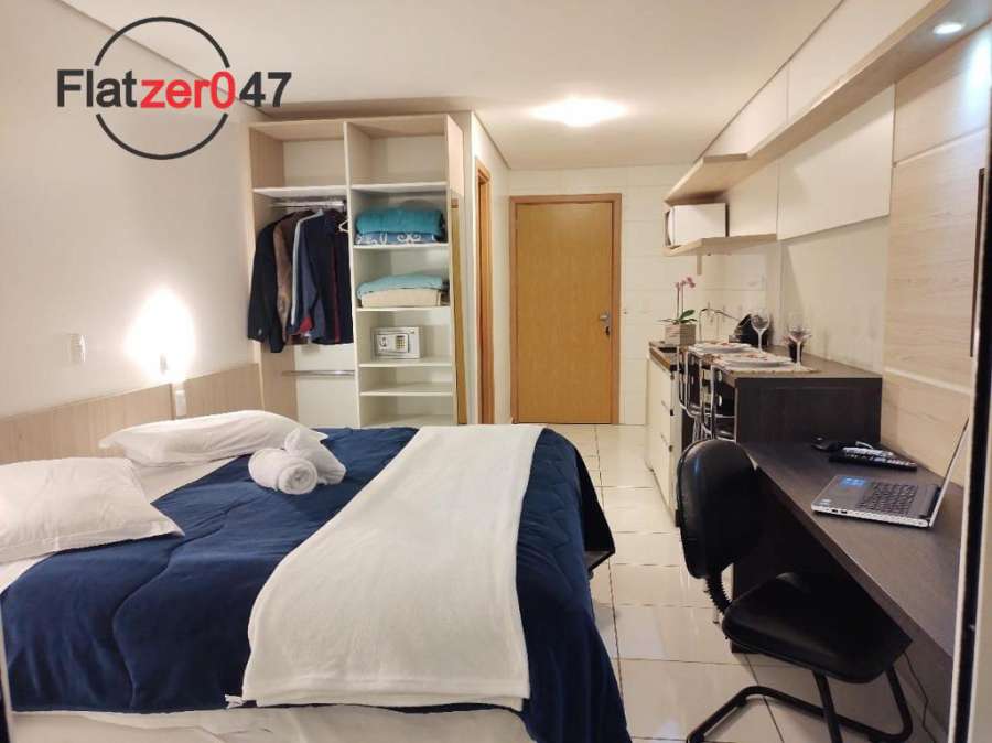 Flat Central Zer047