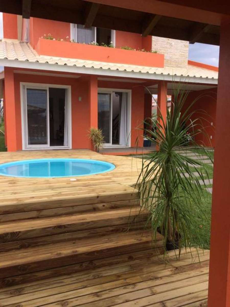 Casa com piscina Garopaba