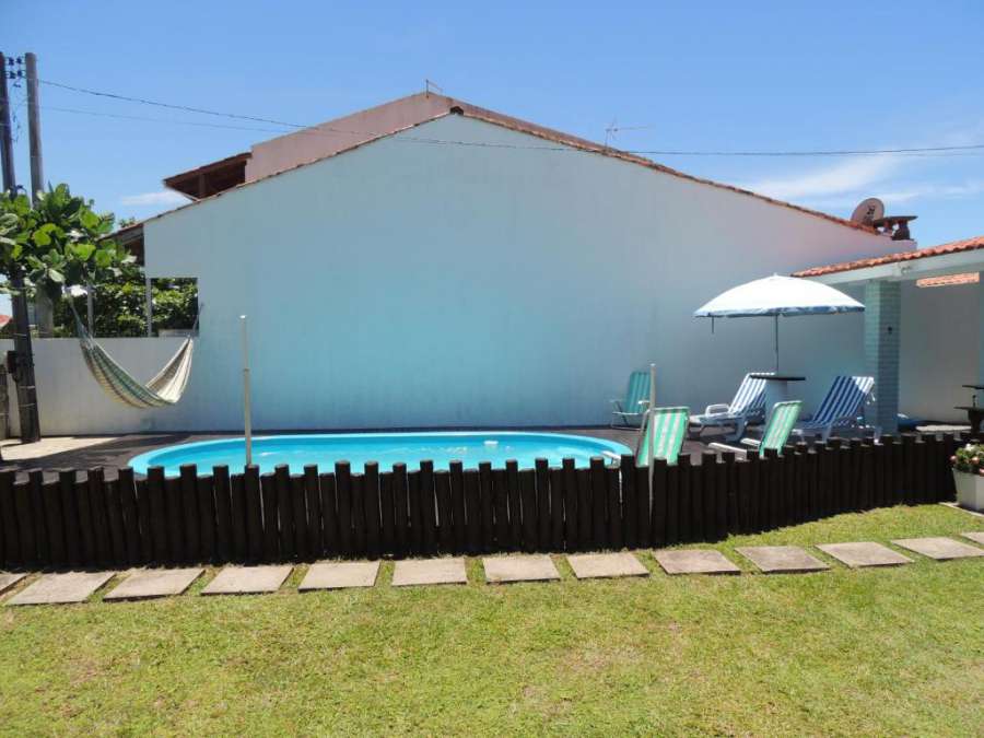 casa piscina pinheira -sc