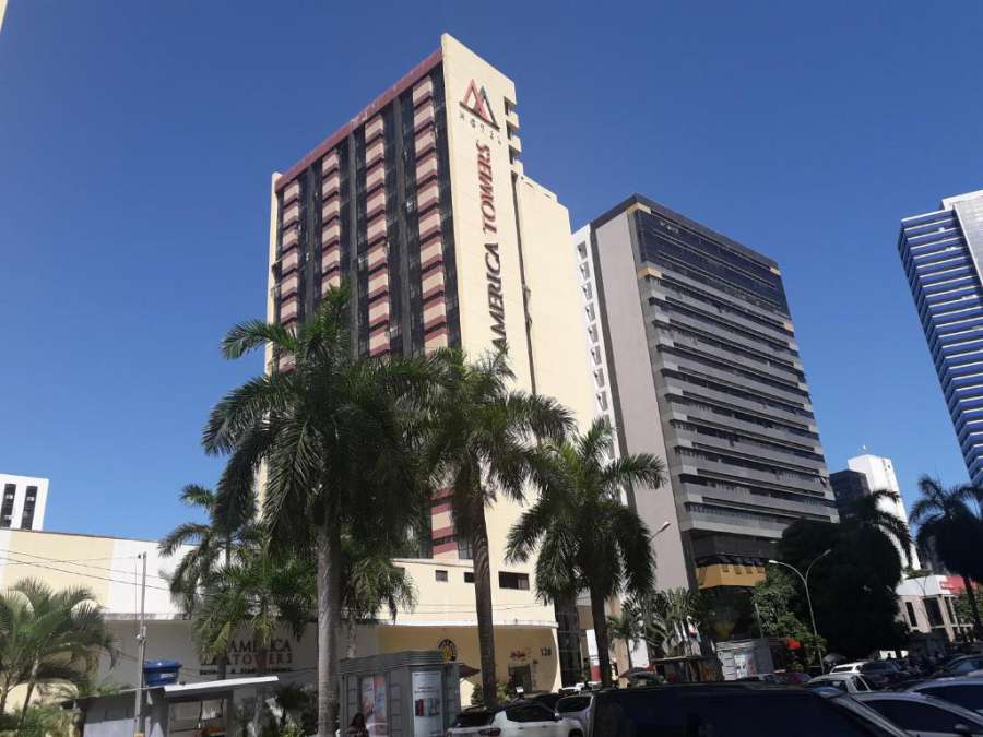 Flat no América Towers.