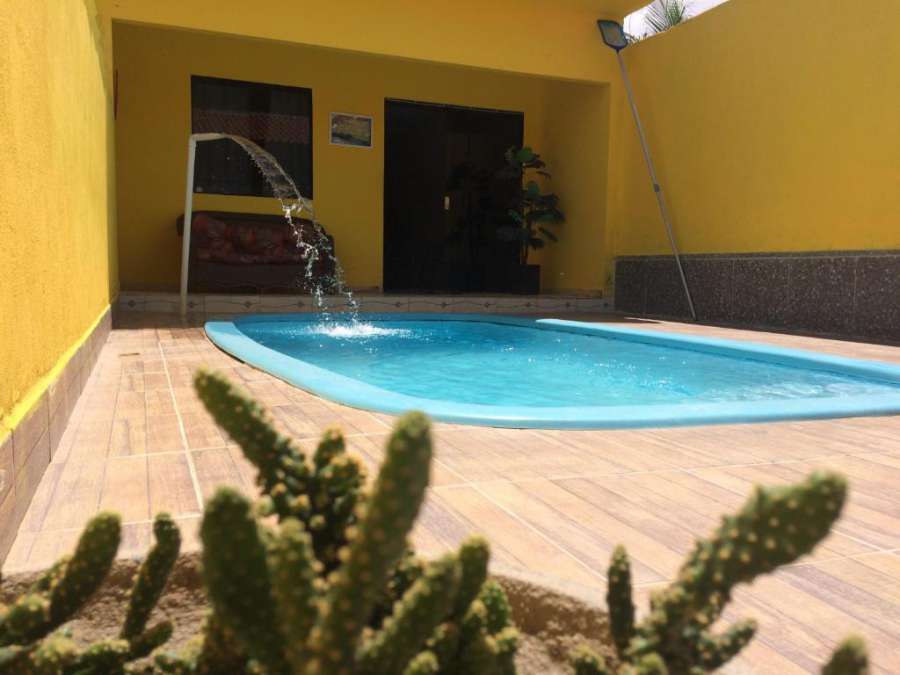 Casa com piscina no centro de Maragogi pertinho da praia!