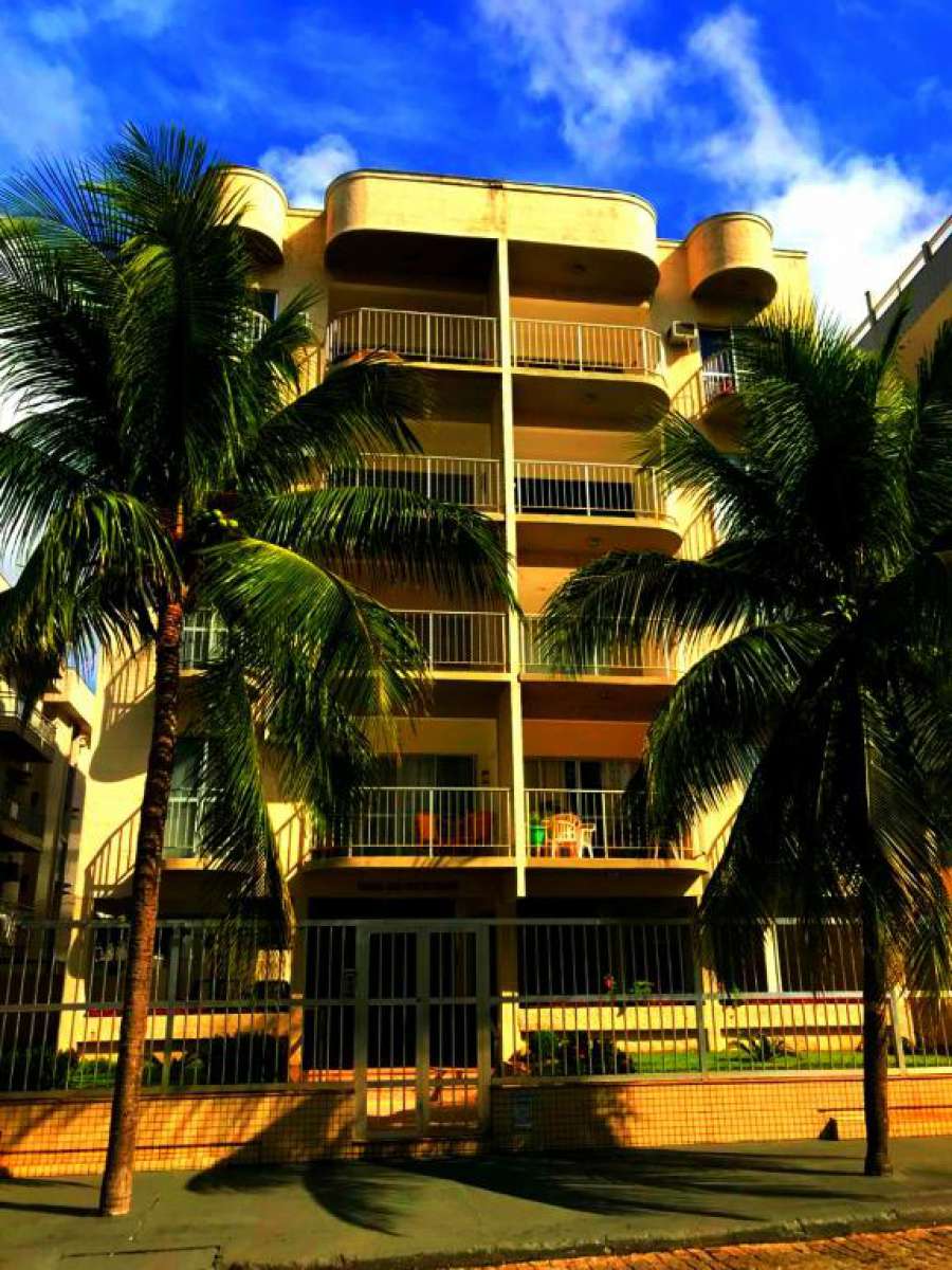 Apt 3 dorms a 400m praia
