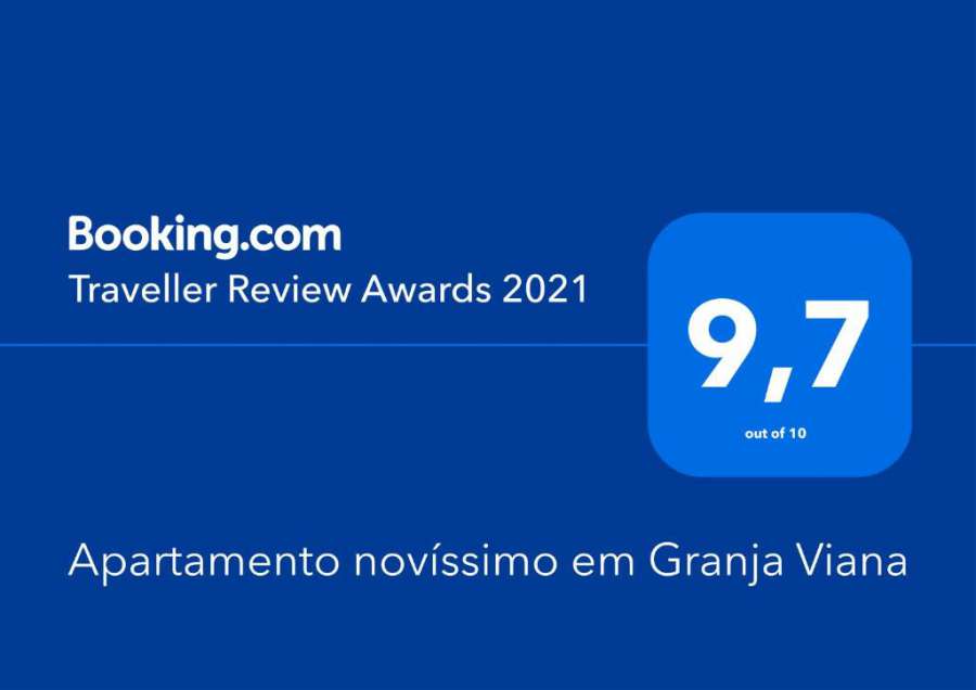 Apartamento novíssimo em Granja Viana