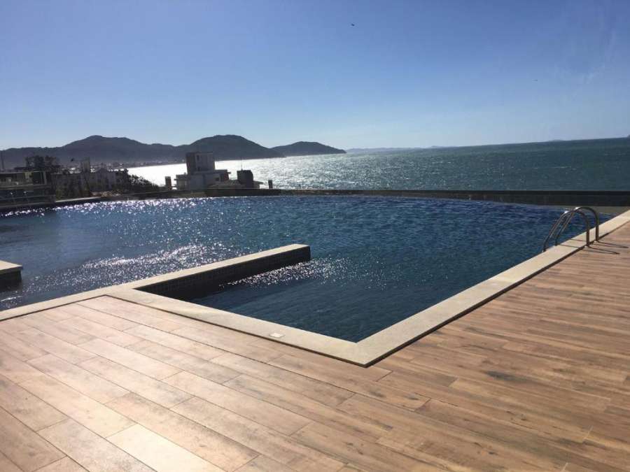apartamento design com piscina e vista espetacular