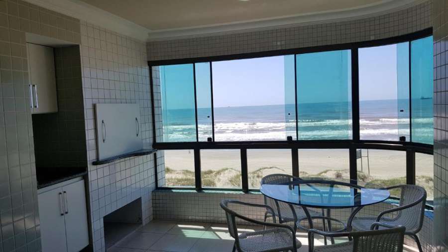 Apartamento a Beira Mar