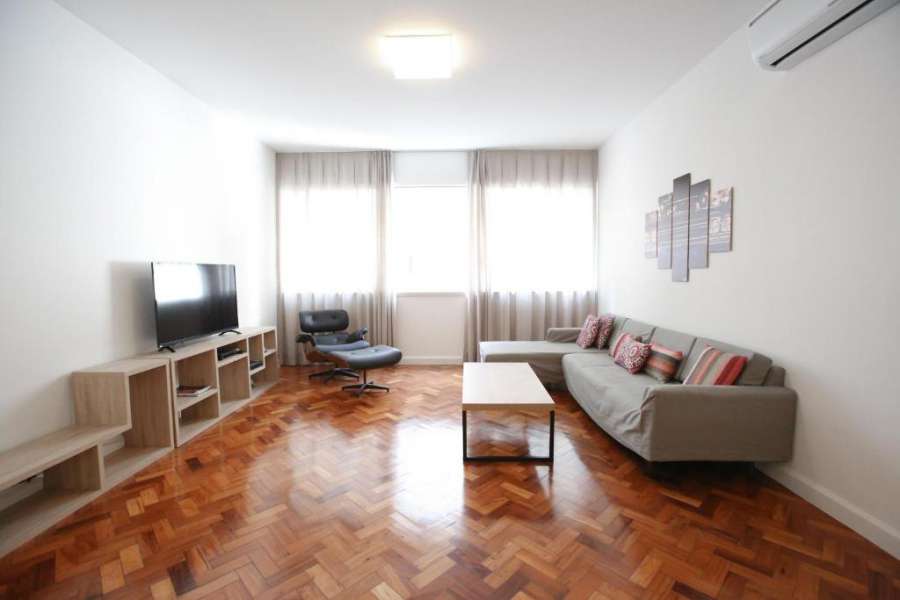 Charming And Cozy Apartment with 3 Bedrooms in Copacabana