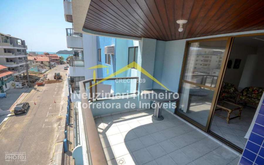 APARTAMENTO 3 DORMITÓRIOS NO CENTRO DE BOMBINHAS