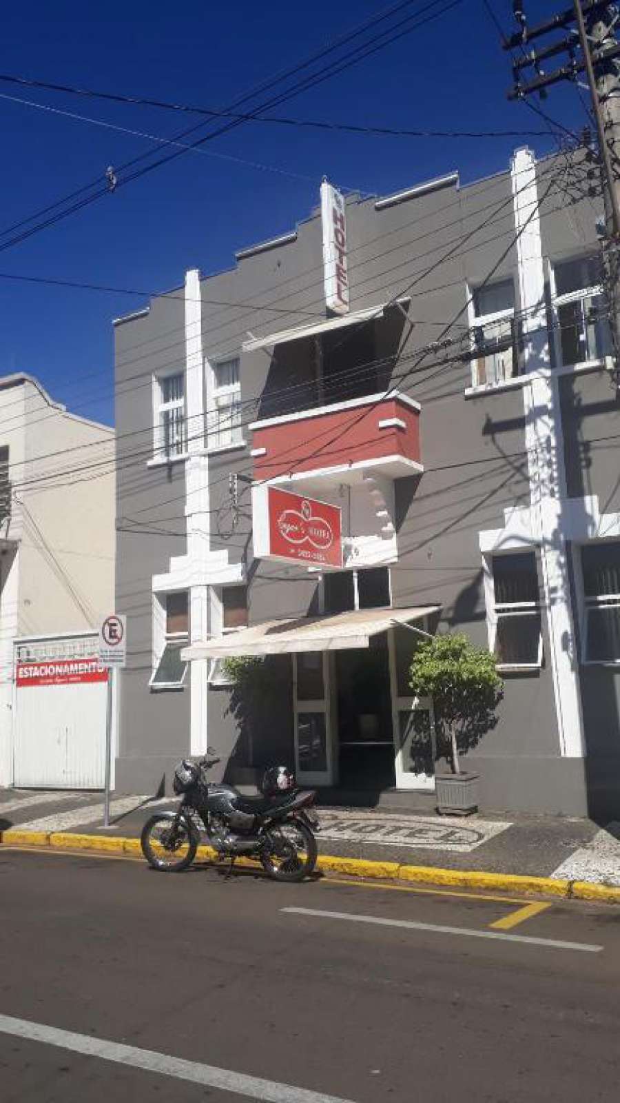 CEZAR`S HOTEL