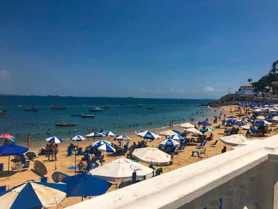 BR01 Quarto e Sala a 300m da Praia do Porto Barra