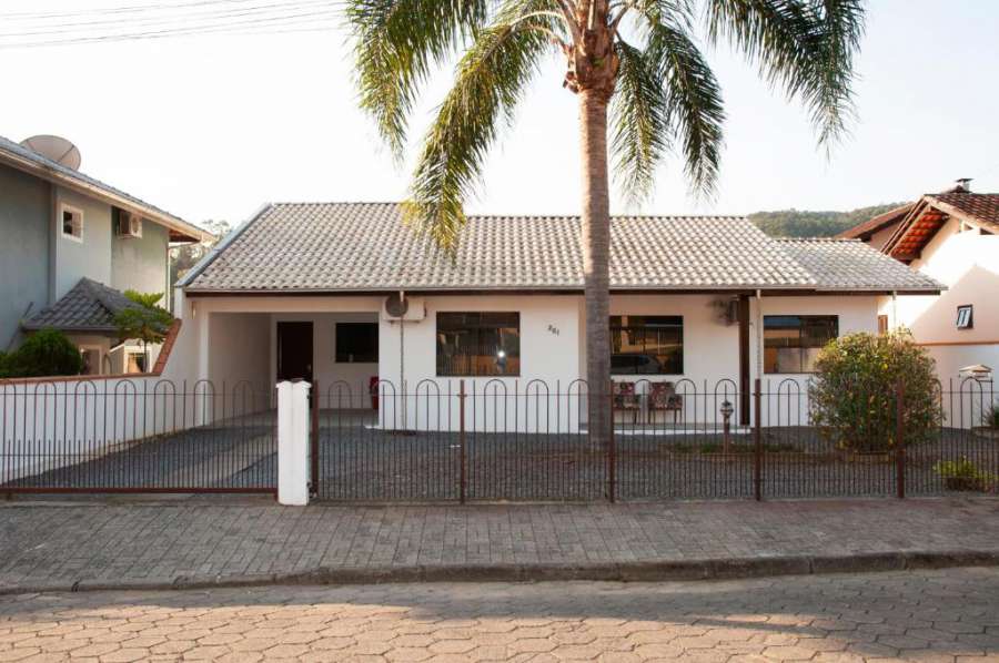 Casa Exclusiva para locação