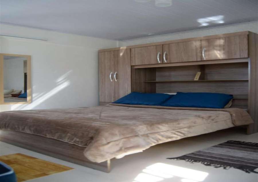 Quarto com entrada independente no centro de Petrópolis/RJ - Praça da Liberdade