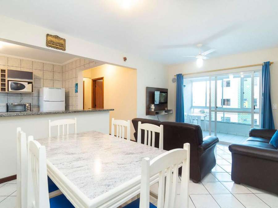 Aluguel de Apartamento 3 quartos sendo 1 suíte para 8 pessoas na Praia Bombas