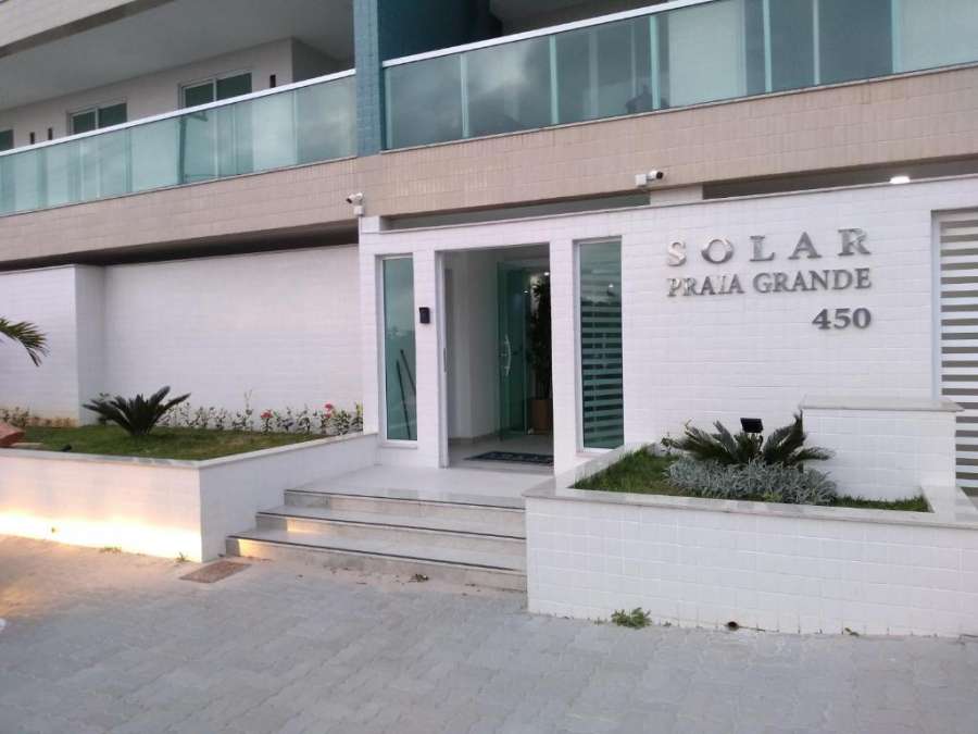 Apartamento com vista para o mar