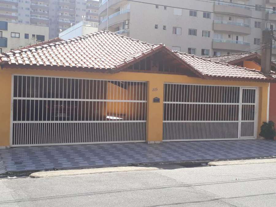 Casa Tupi 3 quadras da praia
