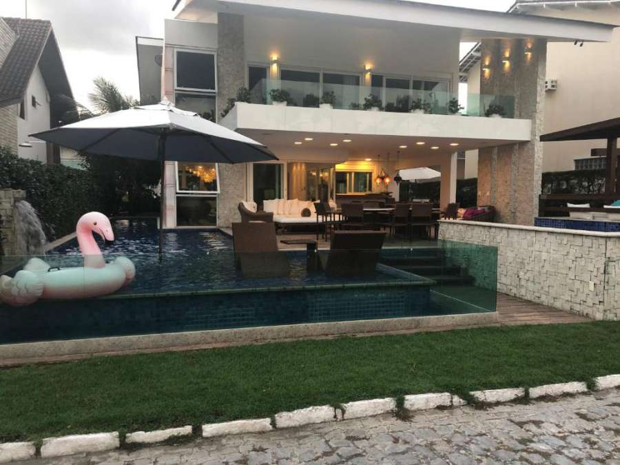 CASA EM MURRO ALTO