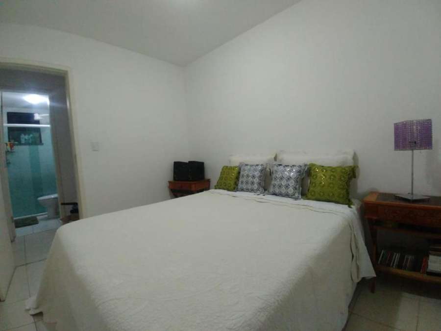 Quarto com cama Queen no Jabotiana