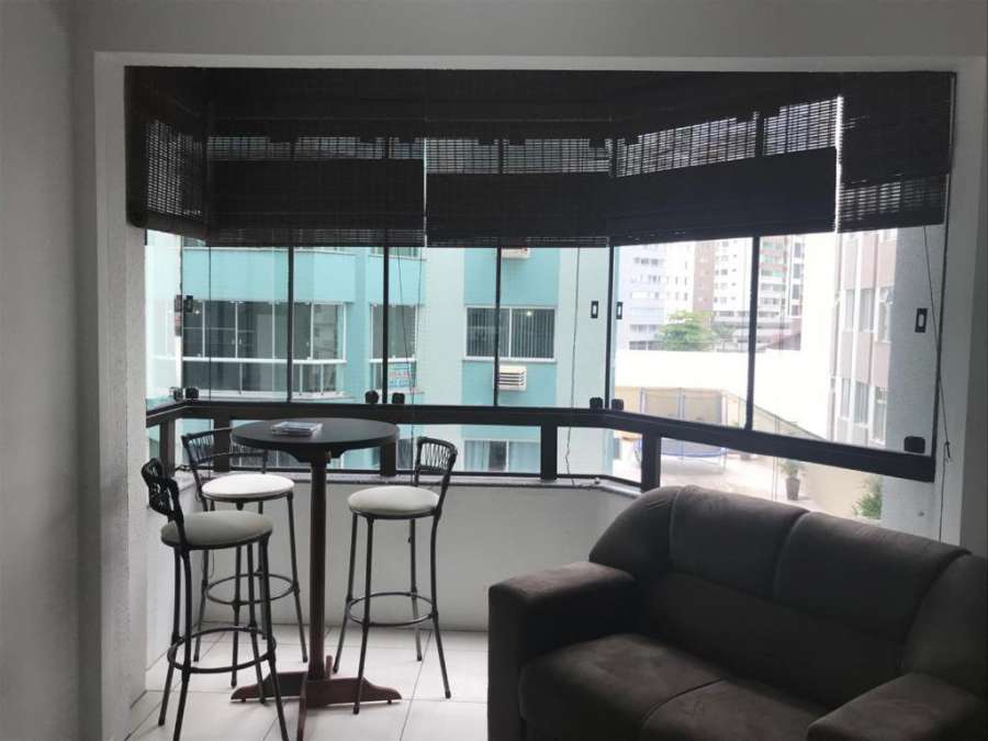 APARTAMENTO BEIRA MAR NO CENTRO DE BALNEÁRIO CAMBORIÚ