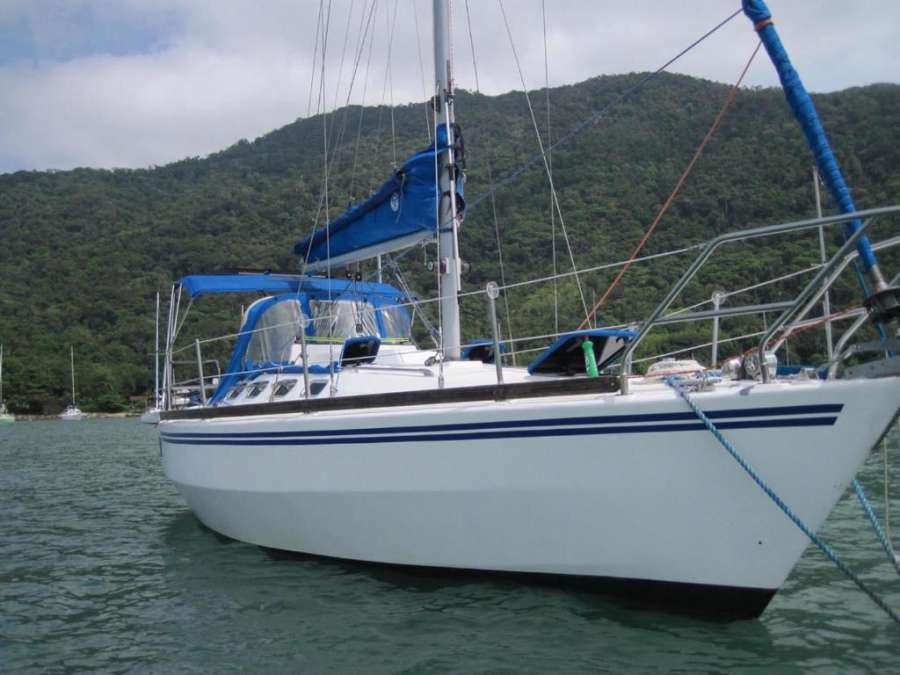 Passeio no Veleiro Morere 30' Novo - Ubatuba