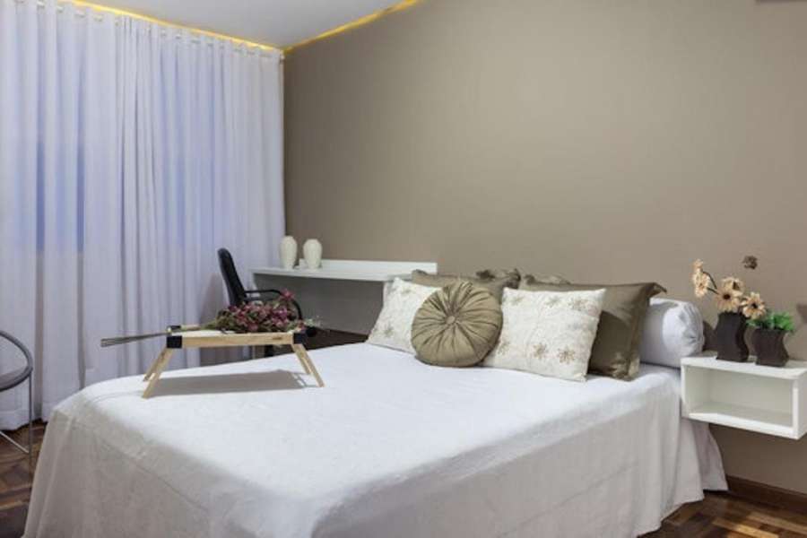 Apto 2 Quartos Casal + Sofá Cama até 5 Pessoas - Avenida Carlos Gomes