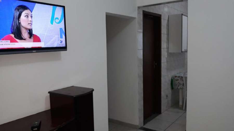 Barato Casa Completa Térrea Toda Sua Diária Casal 125 Reais e taxas ou Consulte para Temporada Mínima de 20 dias Diária Casal 69 Reais e taxas Centro Praia da Costa 10