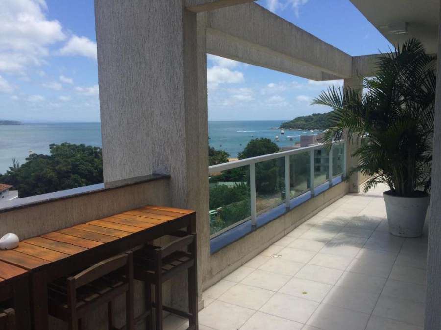 Cobertura de luxo na praia de Bombinhas/SC