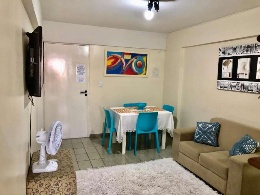 Apto 405 - Quarto e sala espaçoso na praia de Ponta Verde