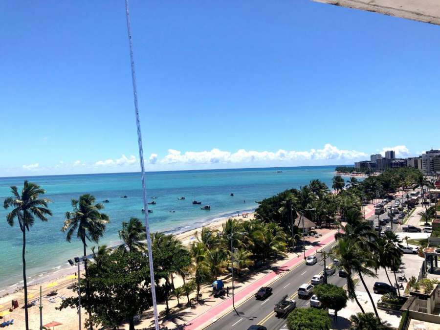 Apartamento beira-mar/Mobiliado