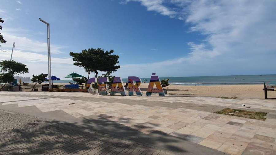 APTO LUXO EM HOTEL - BEIRA MAR FORTALEZA