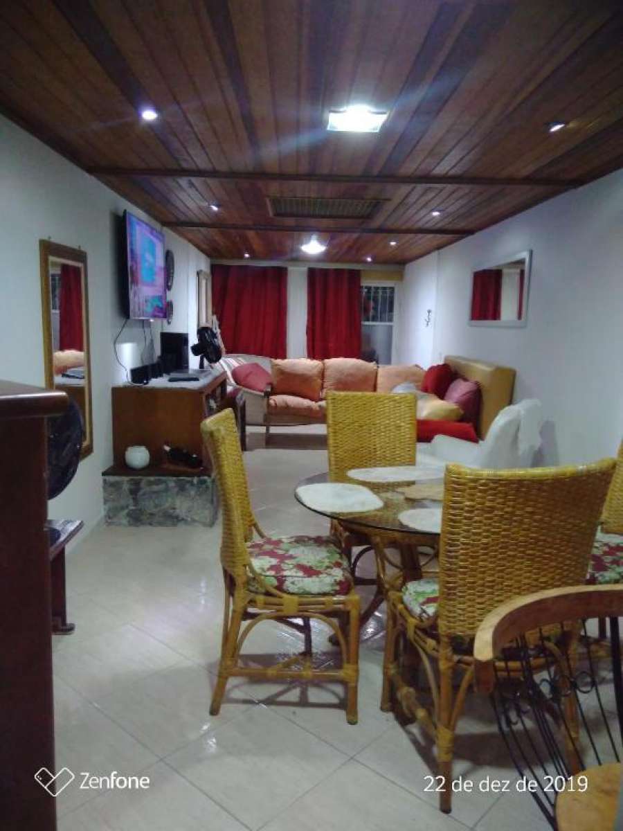Casa duplex centro